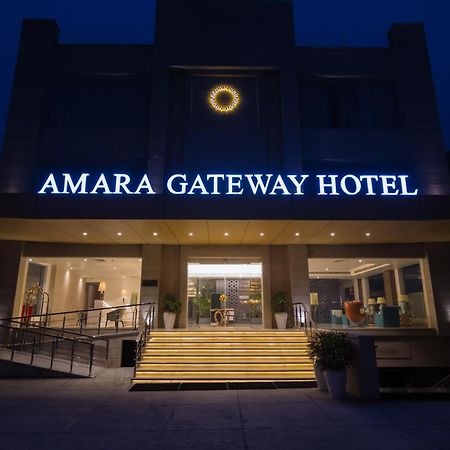 Amara Gateway Hotel 莫拉达巴德 外观 照片